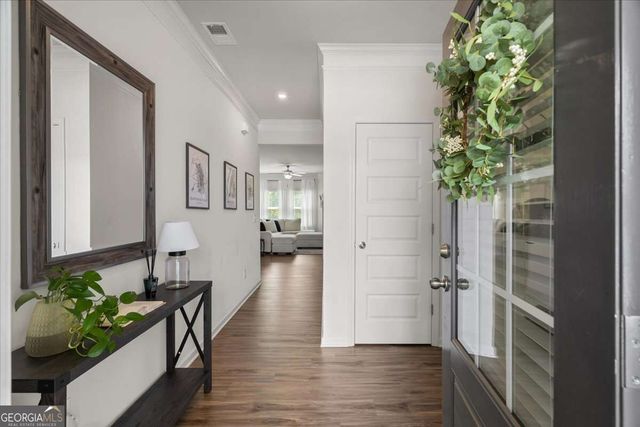 325 Braswell Court, Woodstock, GA 30188