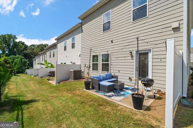 325 Braswell Court, Woodstock, GA 30188