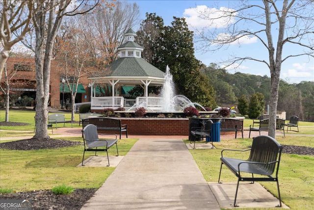 325 Braswell Court, Woodstock, GA 30188