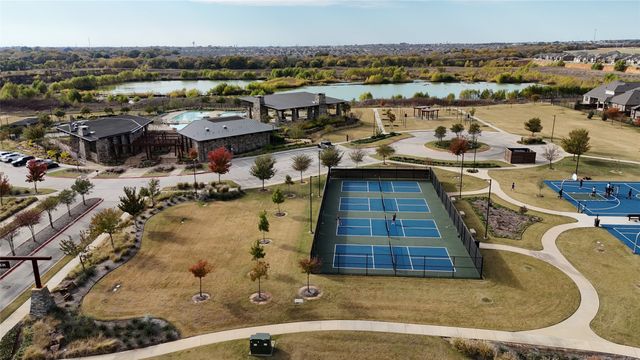 11008 Summer Rain Boulevard, Aubrey, TX 76227