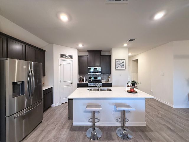 11008 Summer Rain Boulevard, Aubrey, TX 76227