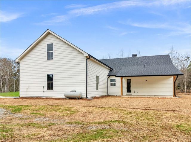 132 Loyd Road, Mansfield, GA 30055