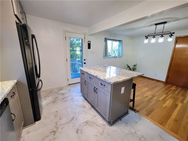 440 Colonial Dr, Monroeville, PA 15146