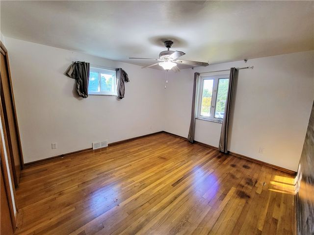 440 Colonial Dr, Monroeville, PA 15146