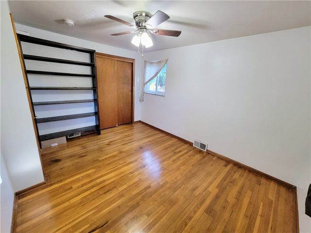 440 Colonial Dr, Monroeville, PA 15146