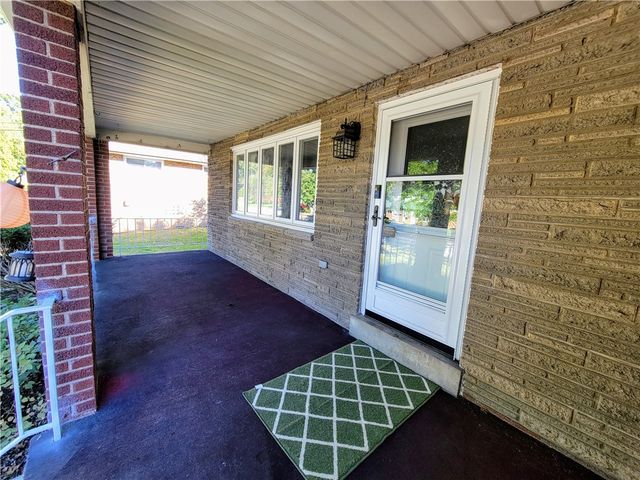 440 Colonial Dr, Monroeville, PA 15146