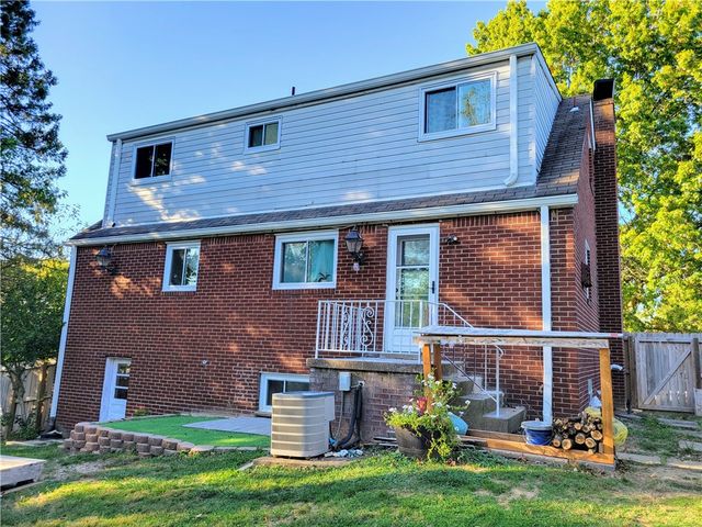 440 Colonial Dr, Monroeville, PA 15146