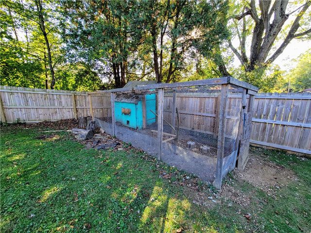 440 Colonial Dr, Monroeville, PA 15146