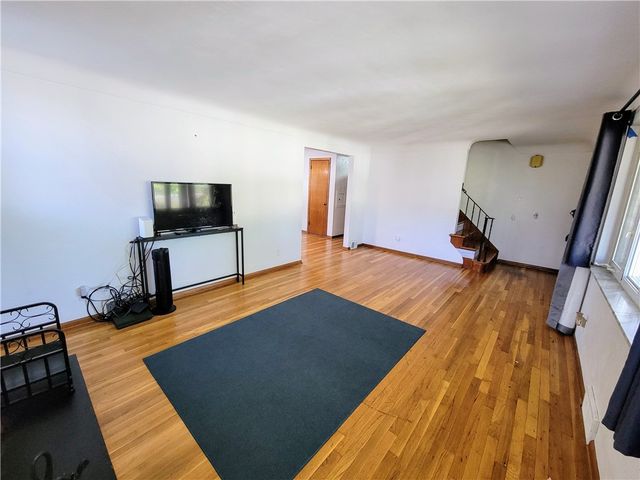 440 Colonial Dr, Monroeville, PA 15146