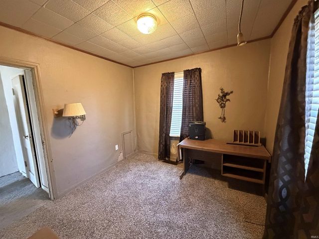 714 Maple Street, Monticello, IN 47960