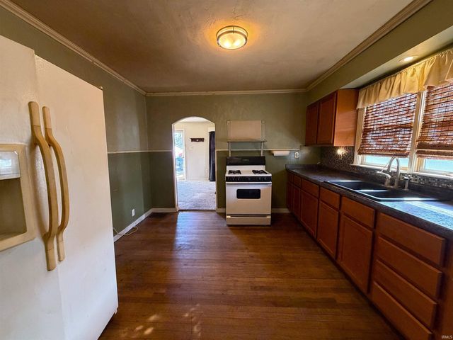 714 Maple Street, Monticello, IN 47960