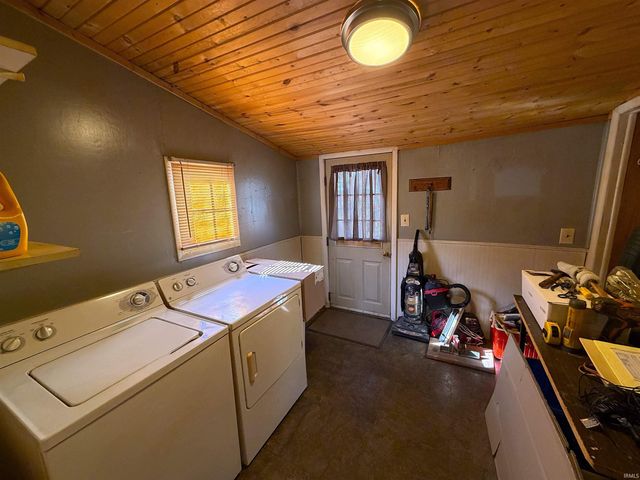 714 Maple Street, Monticello, IN 47960