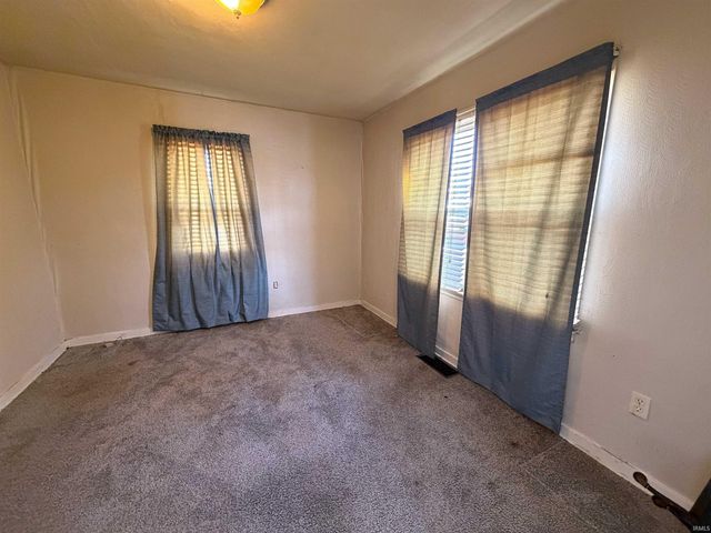 714 Maple Street, Monticello, IN 47960