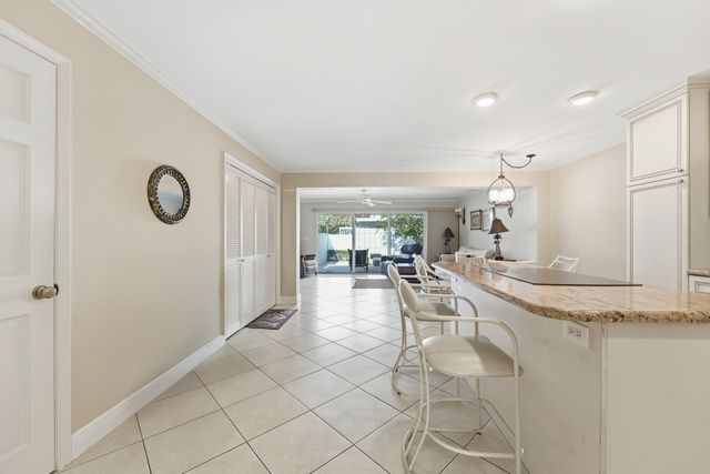 2701 Ocean Drive 1a, Vero Beach, FL 32963