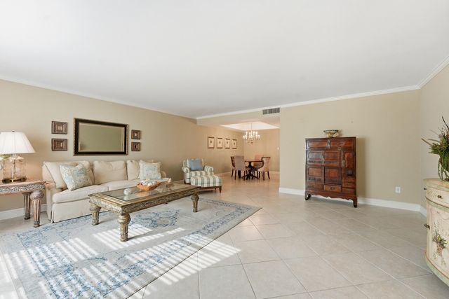 2701 Ocean Drive 1a, Vero Beach, FL 32963