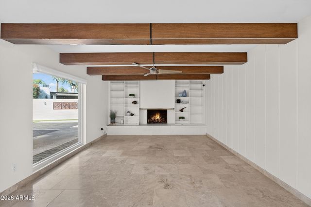 4816 E EARLL Drive, Phoenix, AZ 85018