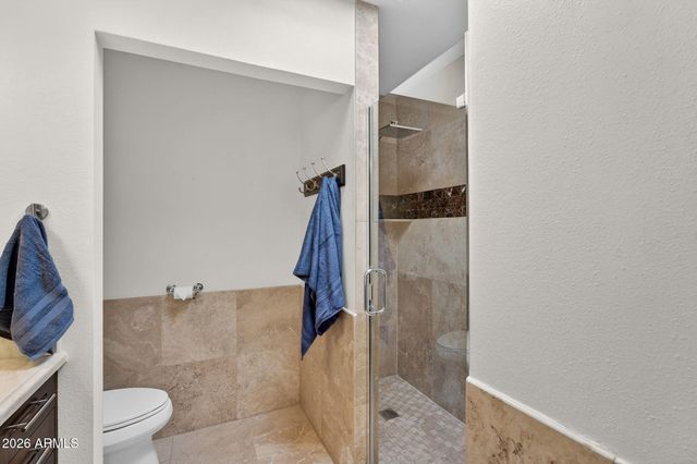 4816 E EARLL Drive, Phoenix, AZ 85018