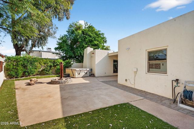 4816 E EARLL Drive, Phoenix, AZ 85018