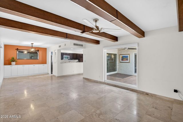 4816 E EARLL Drive, Phoenix, AZ 85018