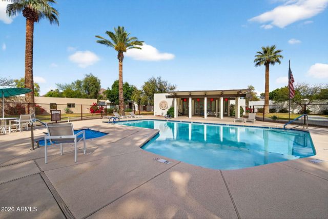 4816 E EARLL Drive, Phoenix, AZ 85018