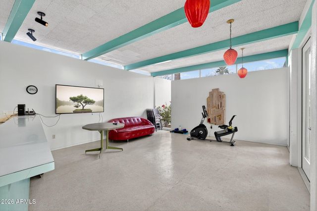 4816 E EARLL Drive, Phoenix, AZ 85018