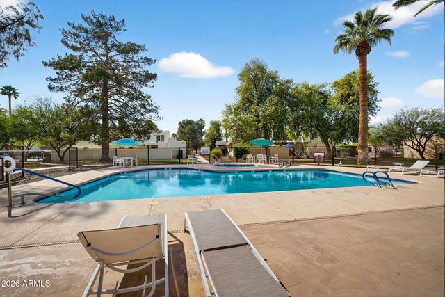 4816 E EARLL Drive, Phoenix, AZ 85018