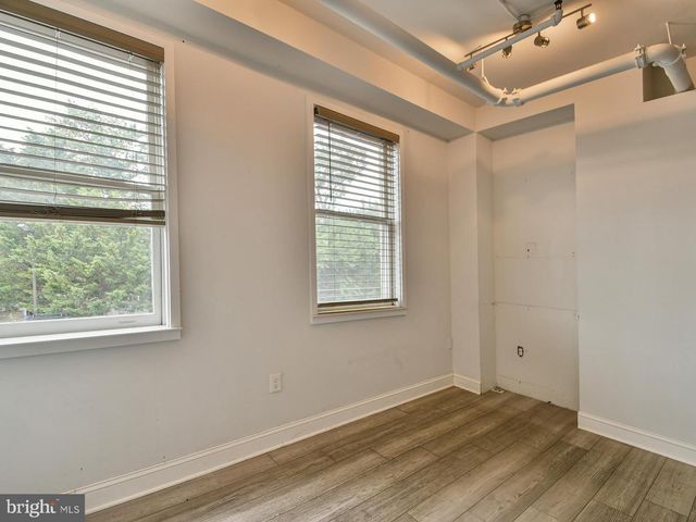2300 N PERSHING DR #2, Arlington, VA 22201