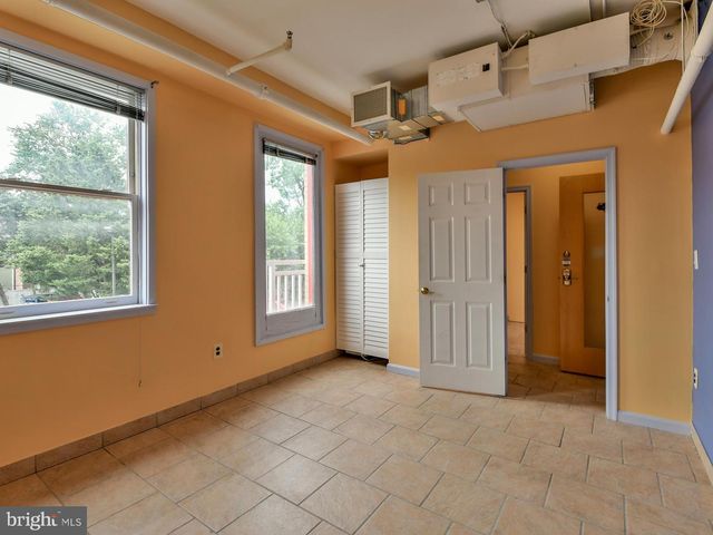 2300 N PERSHING DR #2, Arlington, VA 22201