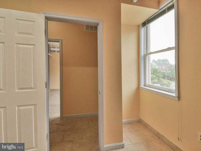 2300 N PERSHING DR #2, Arlington, VA 22201