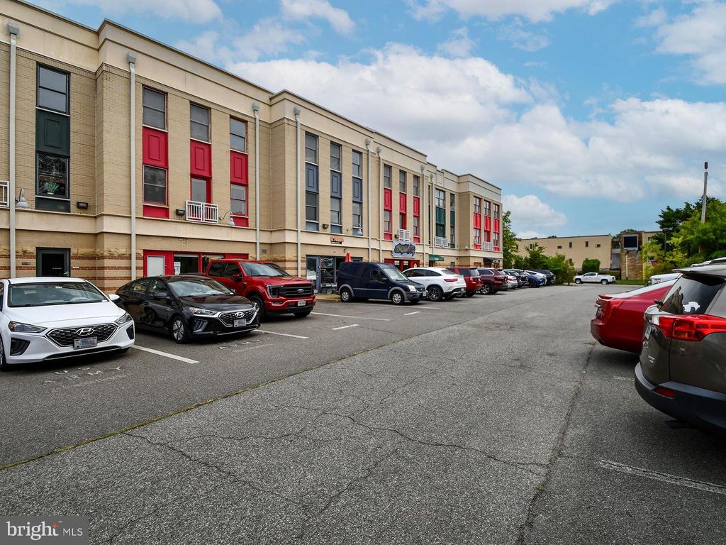 2300 N PERSHING DR #2, Arlington, VA 22201