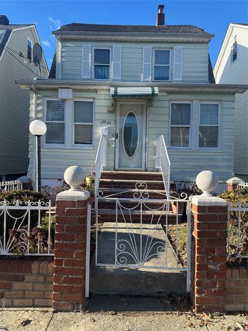 18823 Mangin Avenue, Saint Albans, NY 11412