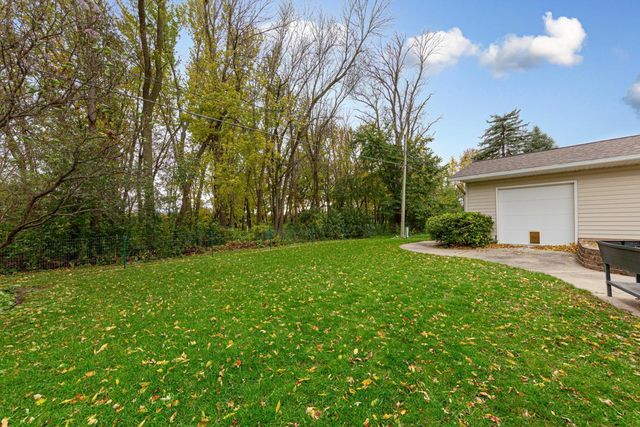 2609 E Main Street, Mankato, MN 56001