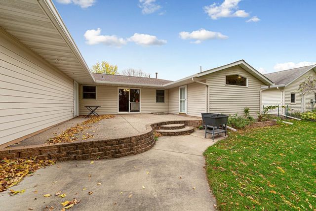 2609 E Main Street, Mankato, MN 56001