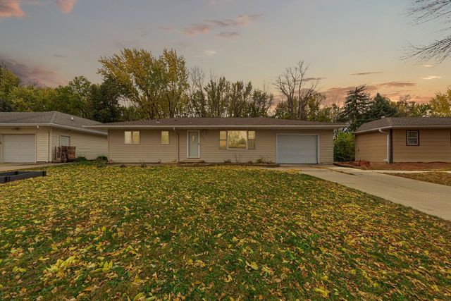 2609 E Main Street, Mankato, MN 56001