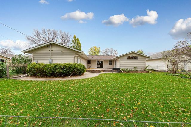 2609 E Main Street, Mankato, MN 56001