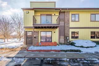 1476 W Chateau Vert Street, Ypsilanti, MI 48197