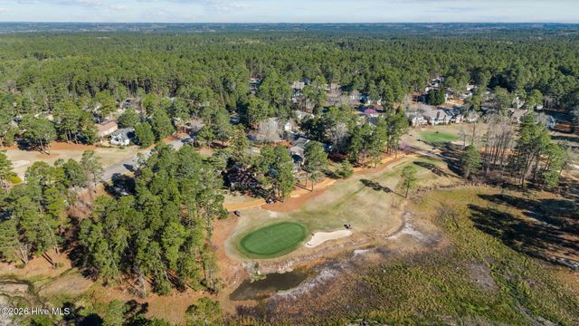 227 N Knoll Road, Southern Pines, NC 28387