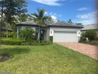 6820 Winding Cypress DR, Naples, FL 34114