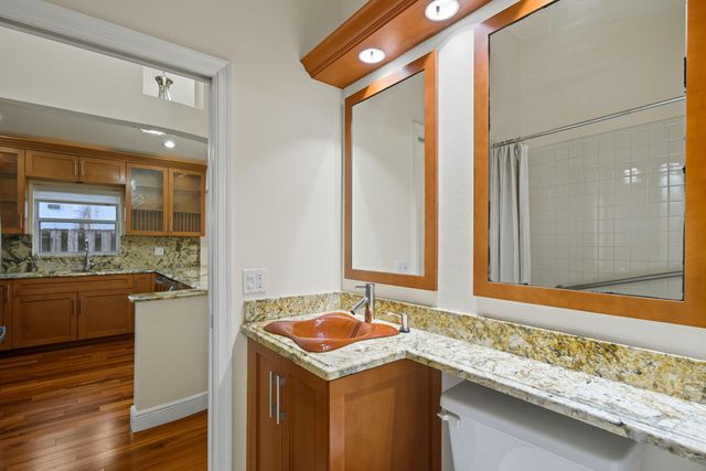 605 SW 15th Street, Fort Lauderdale, FL 33315