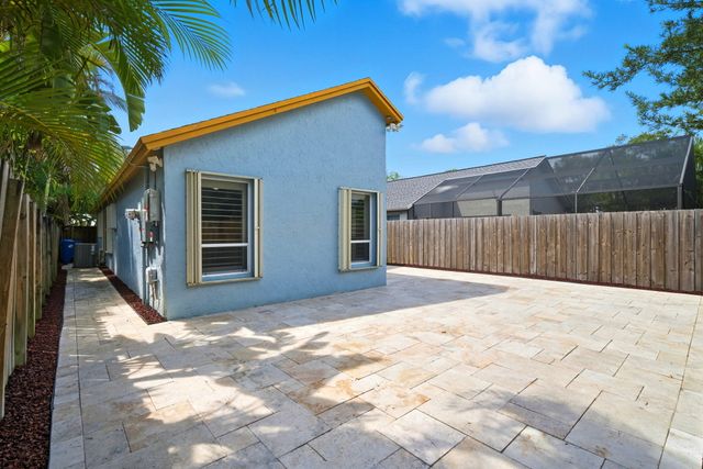 605 SW 15th Street, Fort Lauderdale, FL 33315