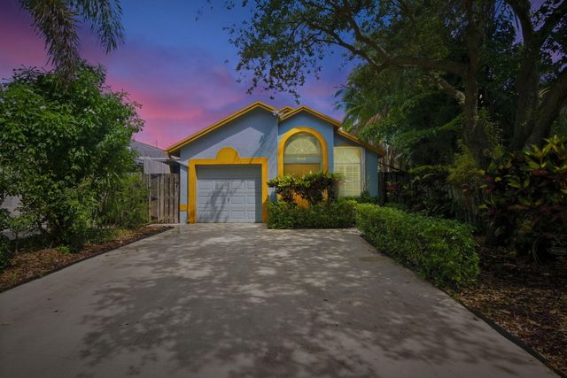 605 SW 15th Street, Fort Lauderdale, FL 33315