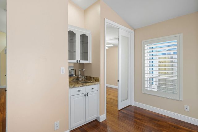 605 SW 15th Street, Fort Lauderdale, FL 33315