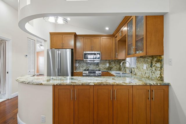 605 SW 15th Street, Fort Lauderdale, FL 33315