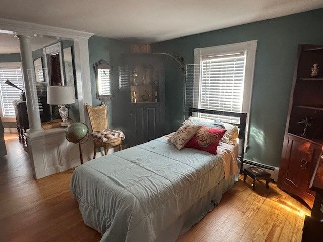 23 Rock Street, Bristol, RI 02809