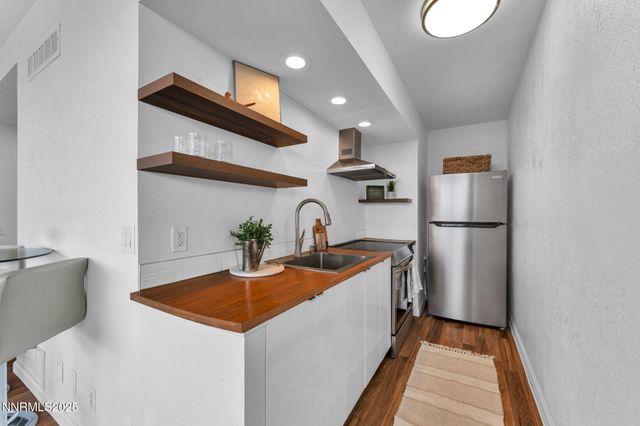 100 N Arlington Avenue UNIT 22C, Reno, NV 89501