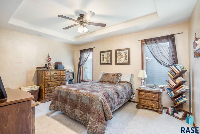 4904 E Tiger Lilly St Street, Sioux Falls, SD 57110