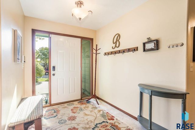 4904 E Tiger Lilly St Street, Sioux Falls, SD 57110