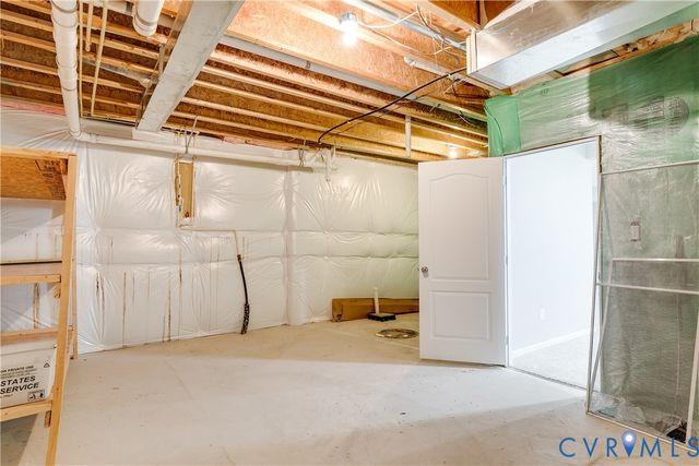 6031 Trail Ride Dr, Moseley, VA 23120