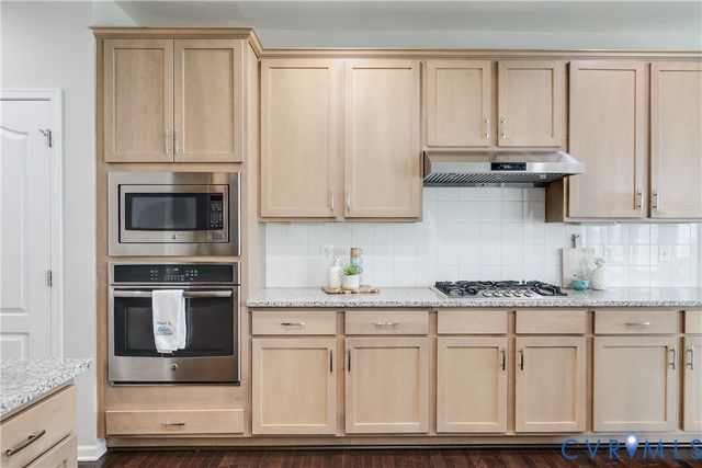 6031 Trail Ride Dr, Moseley, VA 23120