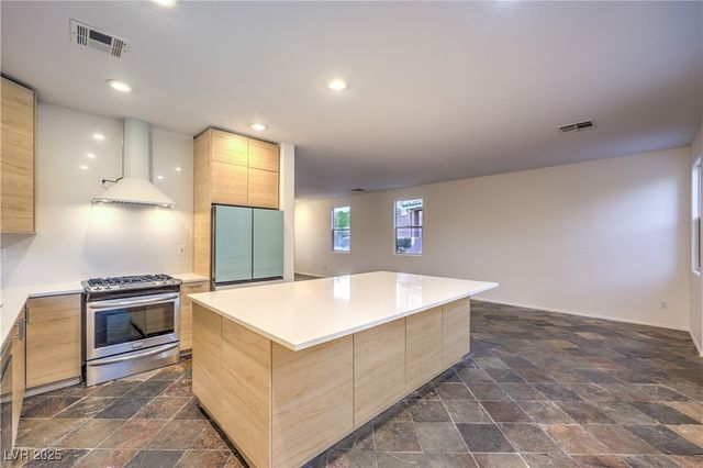 11644 Royal Derwent Avenue, Las Vegas, NV 89138